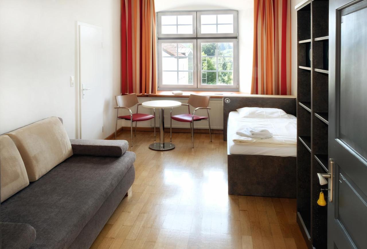 Hotel Jugendhaus St. Norbert à Rot an der Rot Extérieur photo